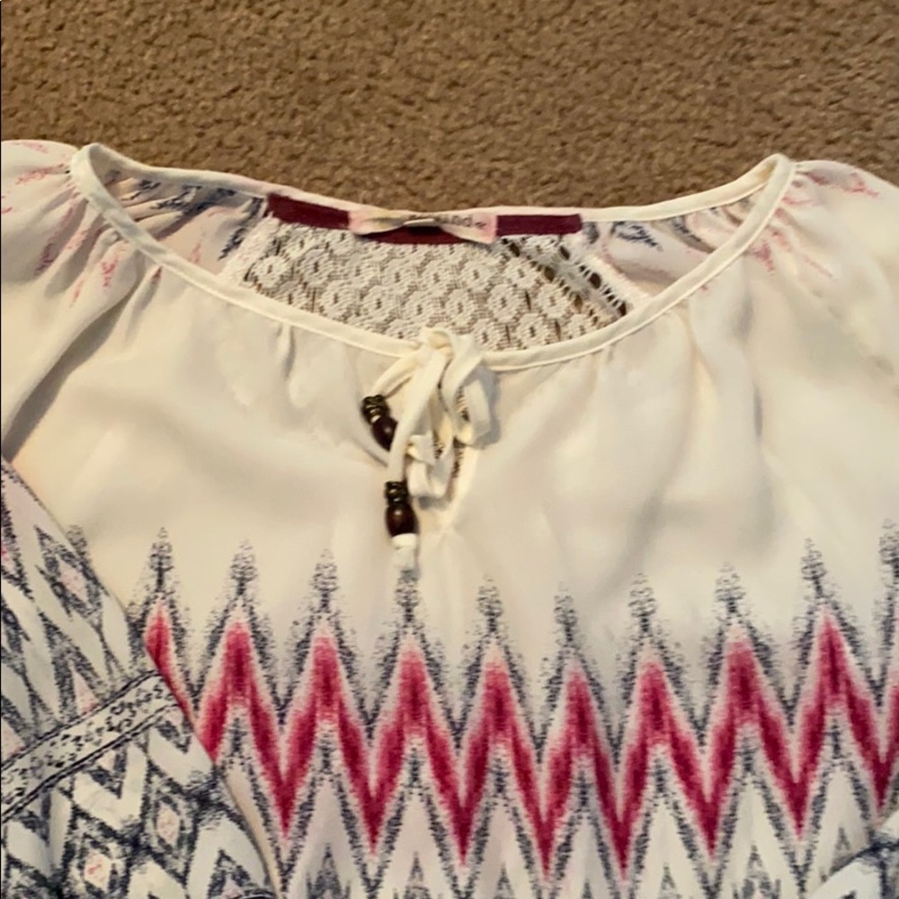 Blouse - Picture 2 of 4